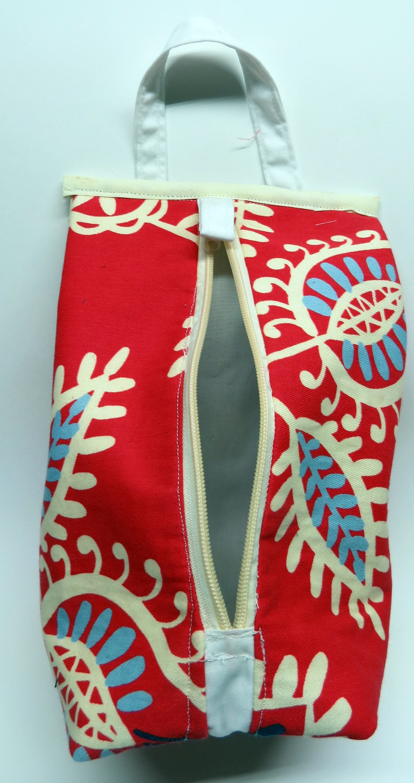 Polly Possum Pouch Bag
